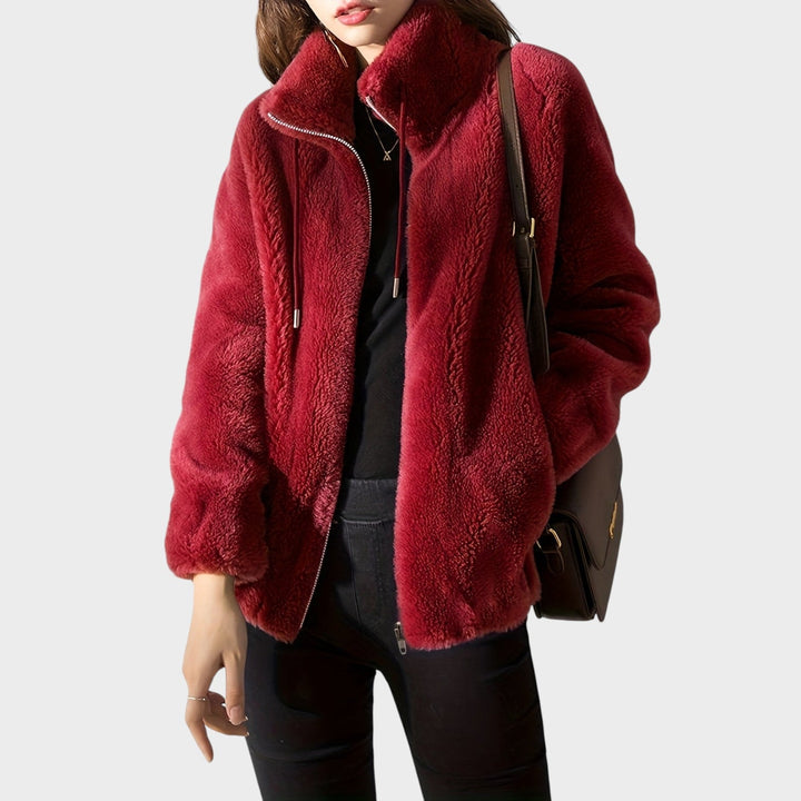 Avelora - Comfortable Zip-Up Hoodie