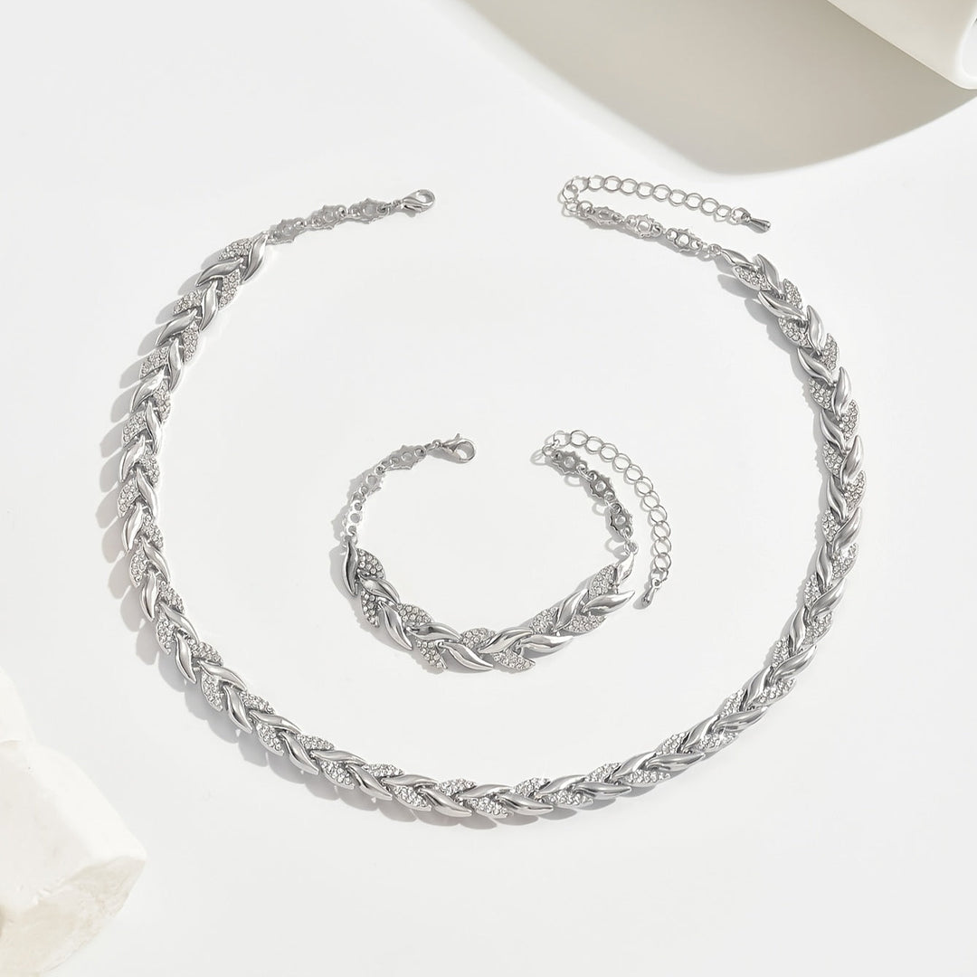 Elegant set of glass fish tails with crystals
