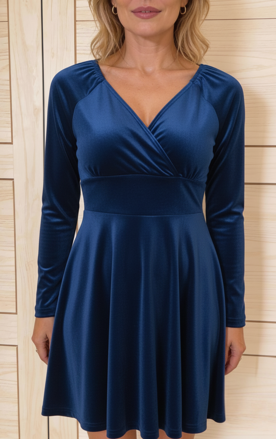 Lillia | Velvet Dress Northern Elegance
