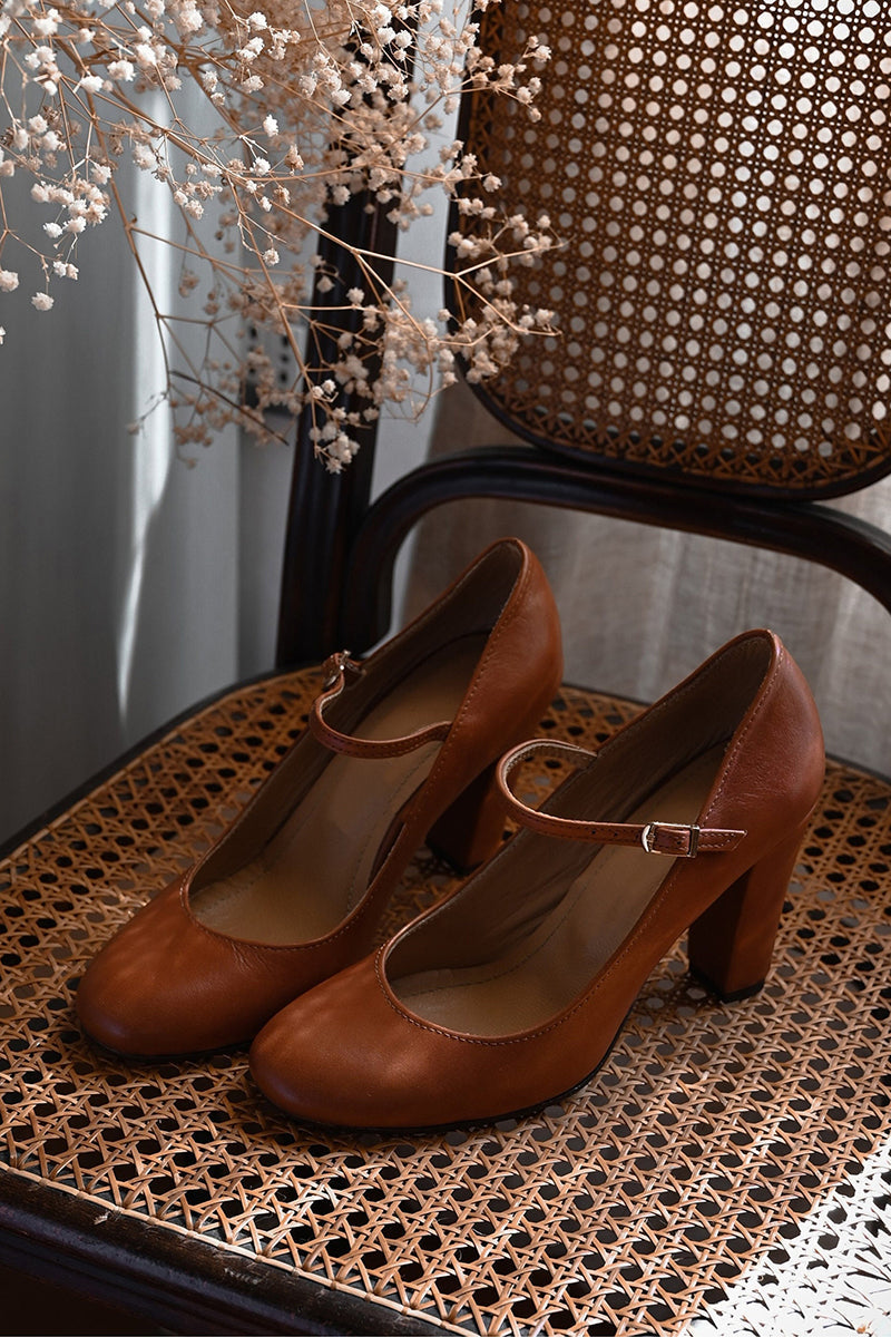 Bravina | Comfortable Sandals with Strap