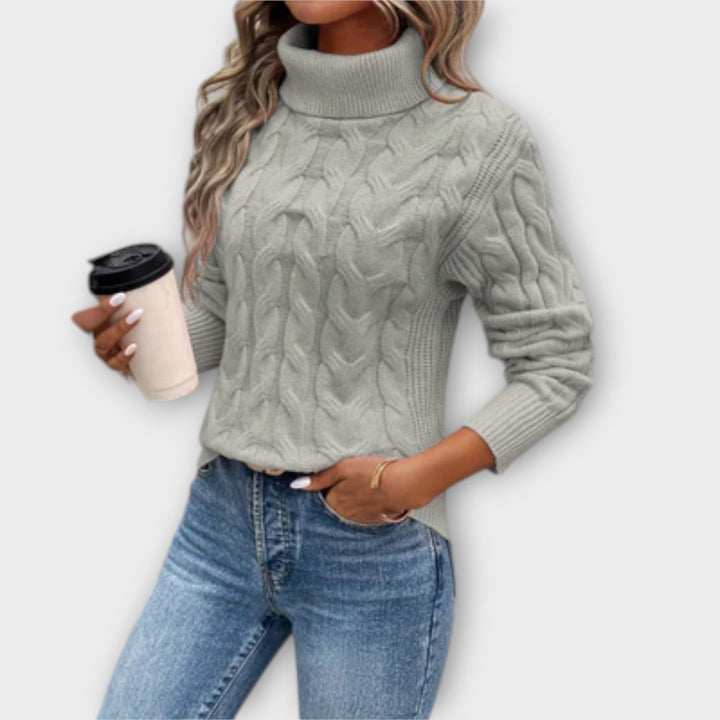 Amelia – Elegant Knitted Turtleneck