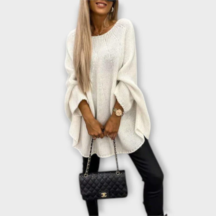 Isabelle - Stylish women's sweater with a round neckline