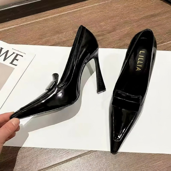 Lillia - Elegant Patent Leather Pumps