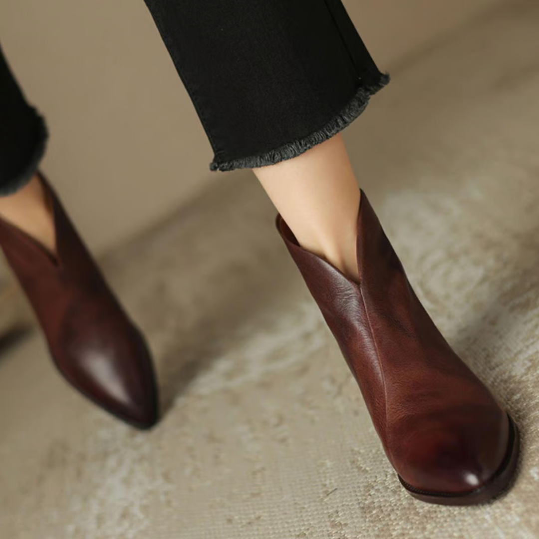 Jitka™ | Elegant Leather Shoes with Low Heels