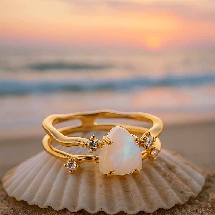 925 silver ring with moonstone and gold decorations