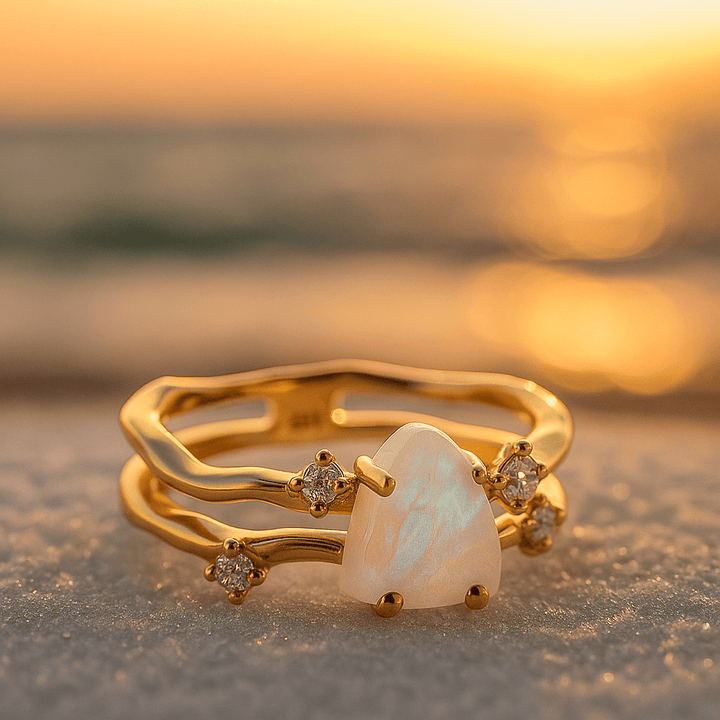 925 silver ring with moonstone and gold decorations