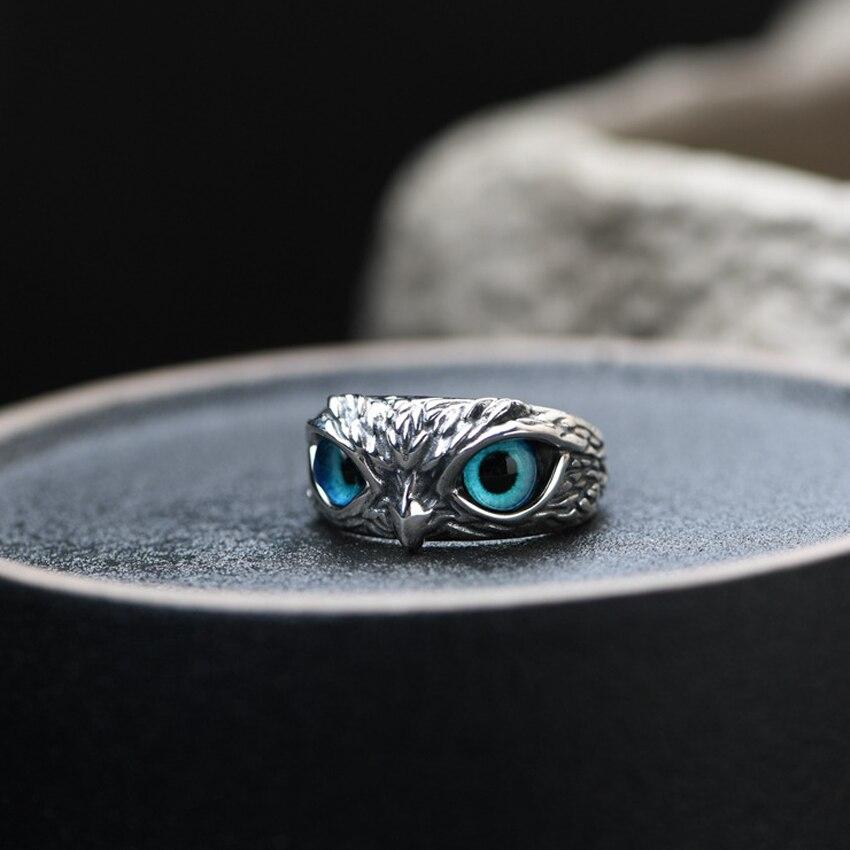 Adjustable owl of luck ring made of silver and opal