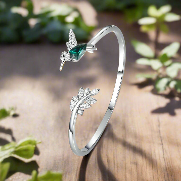 Regulowany pierścionek Hummingbird z diamentem ze strassów