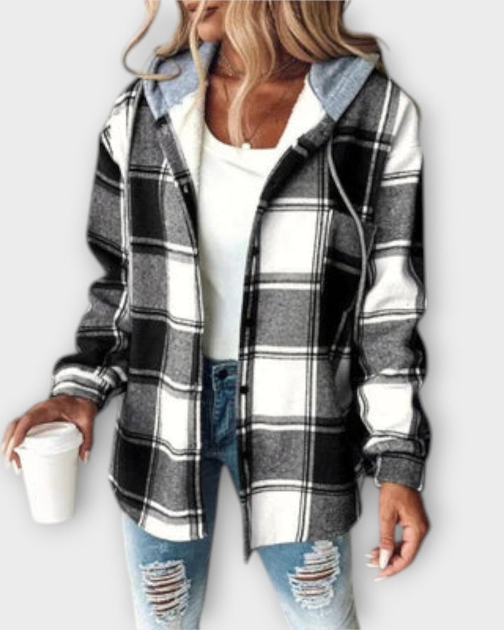 Lara – Glowing hoodie