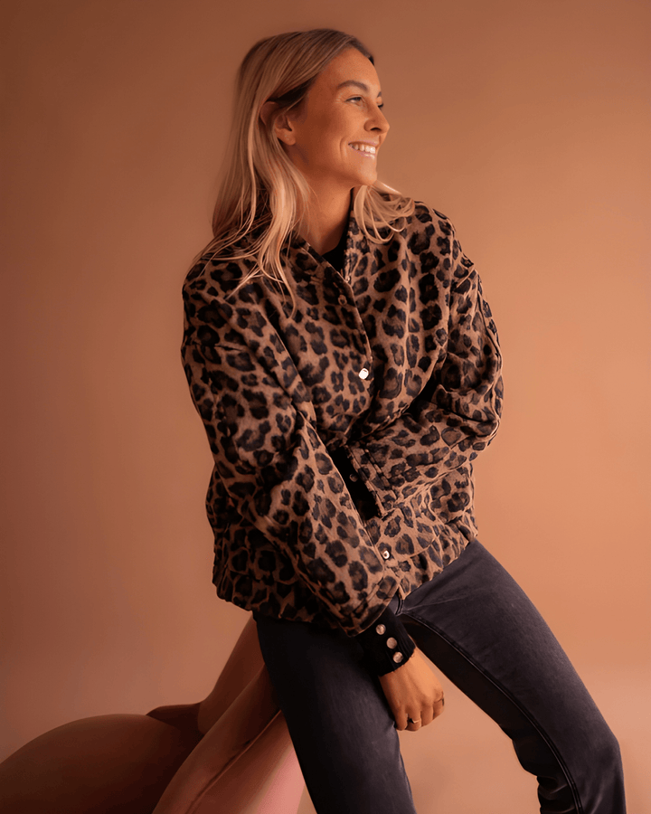 Leona – Leopard bomber