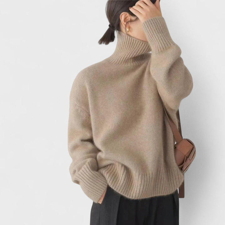 Isabella - High Collar Made of Cashmere