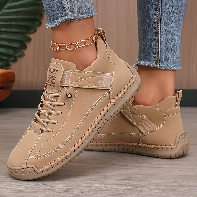 Mia | Comfortable sneakers with ergonomic support