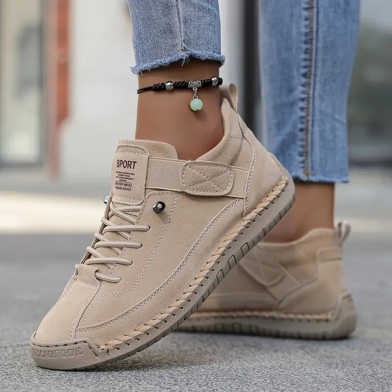 Mia | Comfortable sneakers with ergonomic support