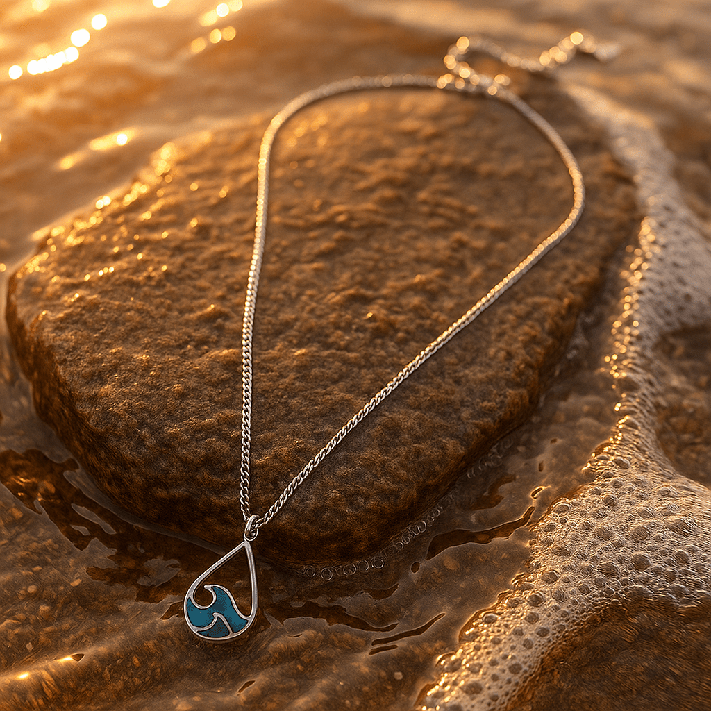 Avelia Necklace