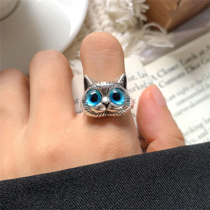 Cat Ring with Blue Eyes – Vintage Silver Ring for Cat Lovers