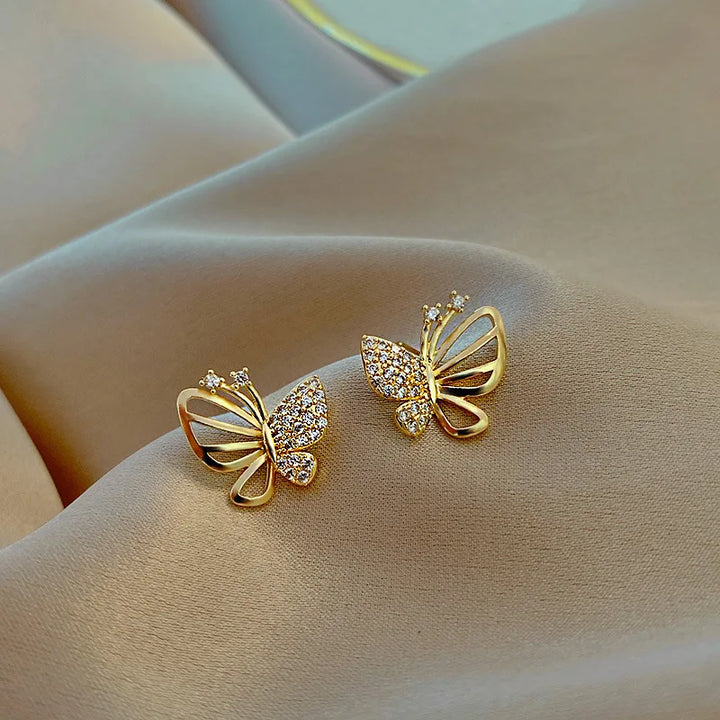 Elegant Stud Earrings with Zirconia in the Shape of a Butterfly
