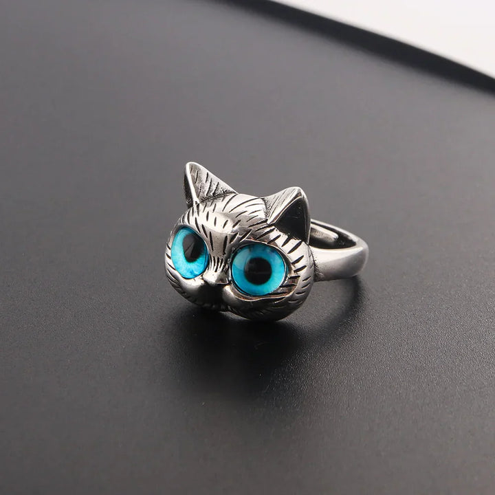 Cat Ring with Blue Eyes – Vintage Silver Ring for Cat Lovers