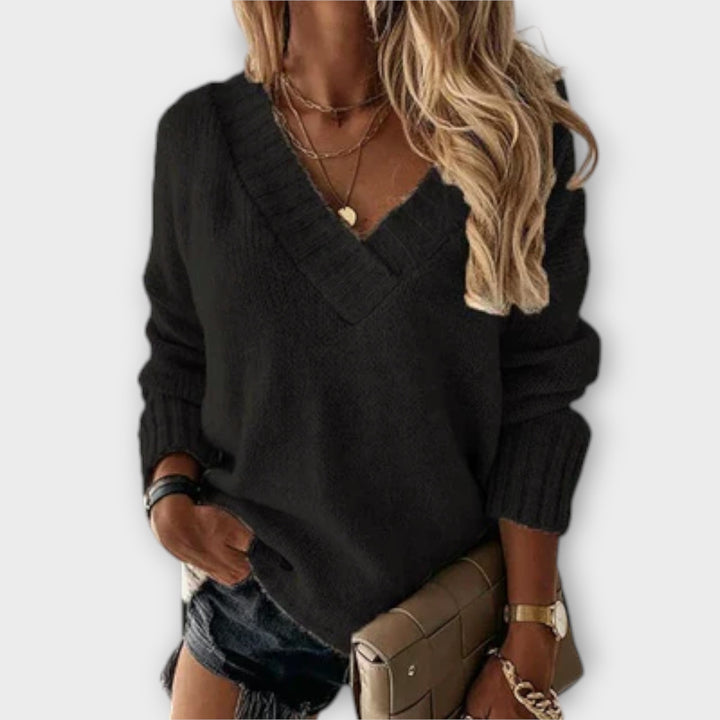 Jane - Warm Sweater with V-Neck