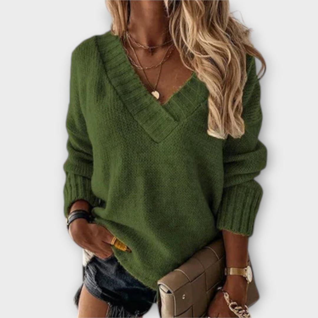 Jane - Warm Sweater with V-Neck