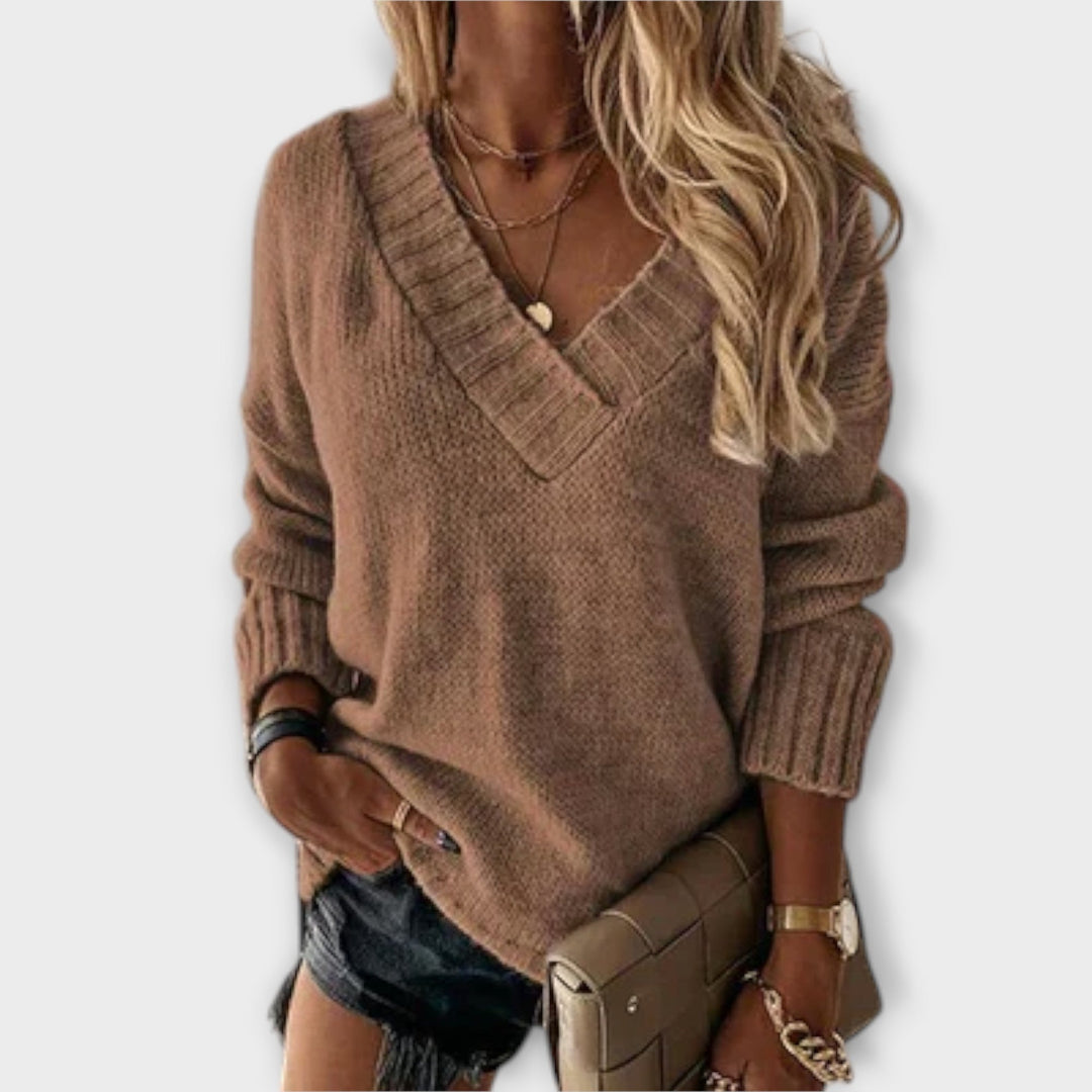 Jane - Warm Sweater with V-Neck