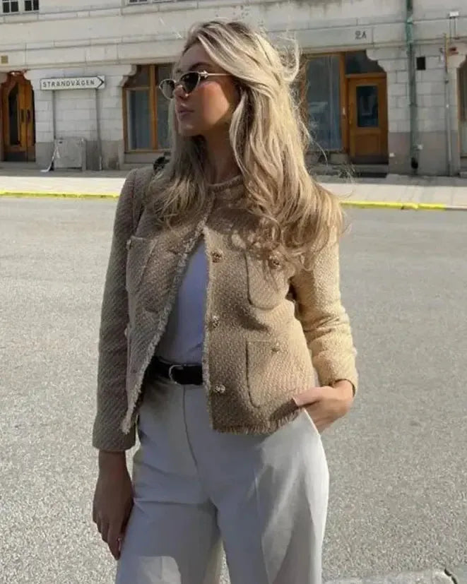 Slavenka - Chic Beige Coat
