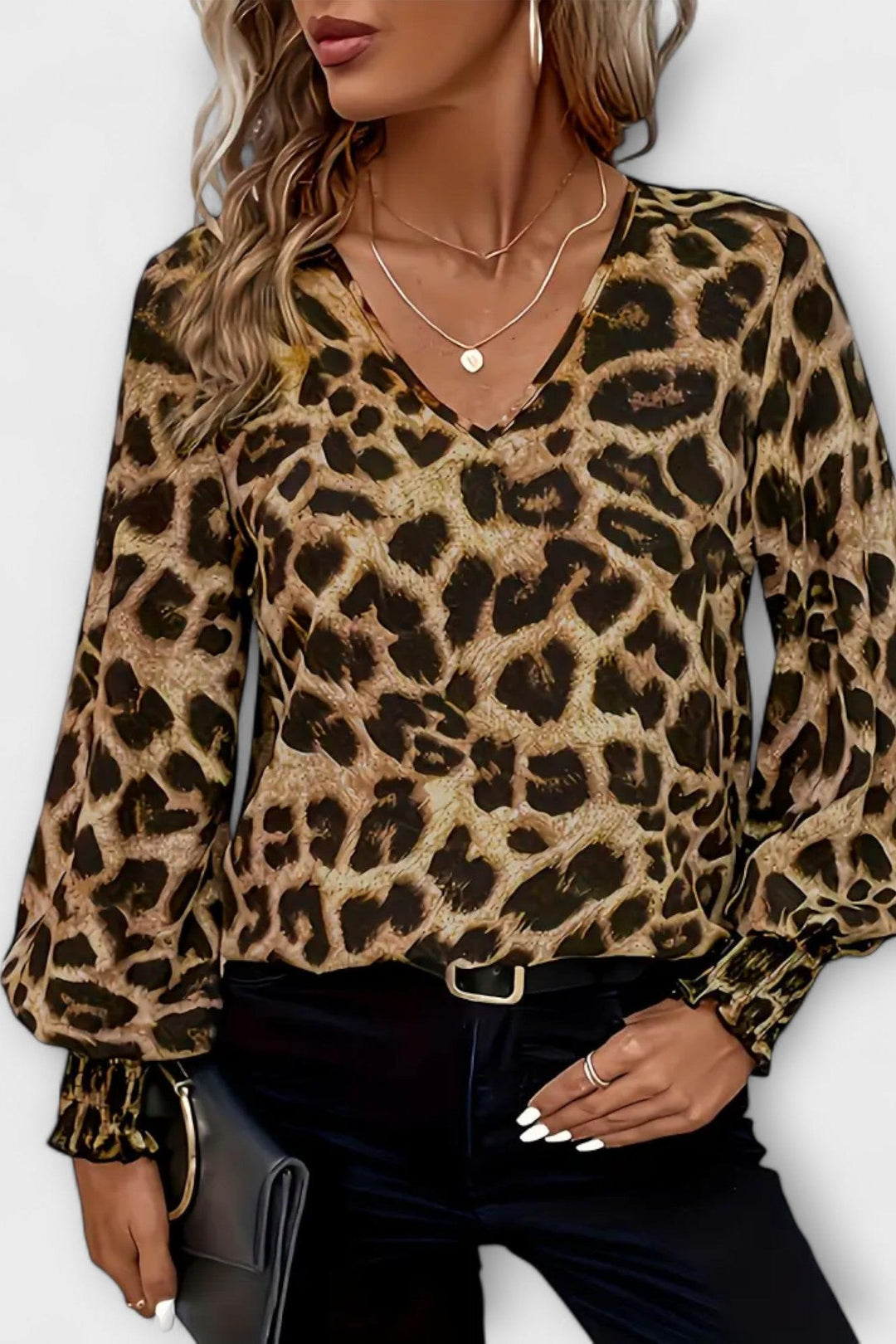 Susana - Stylish leopard print blouse