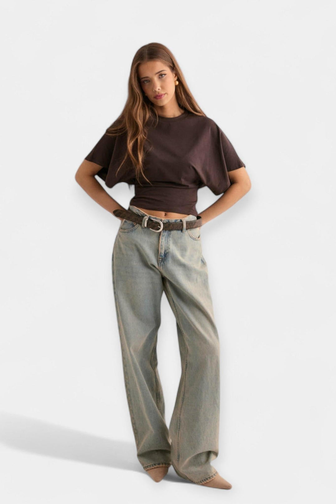T-shirt with comfortable wide sleeves