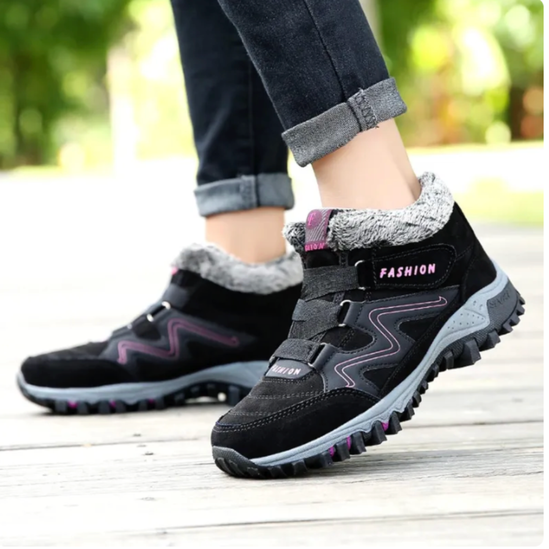Stabilizing winter hiking shoes