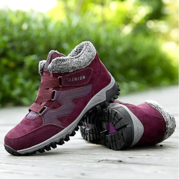 Stabilizing winter hiking shoes