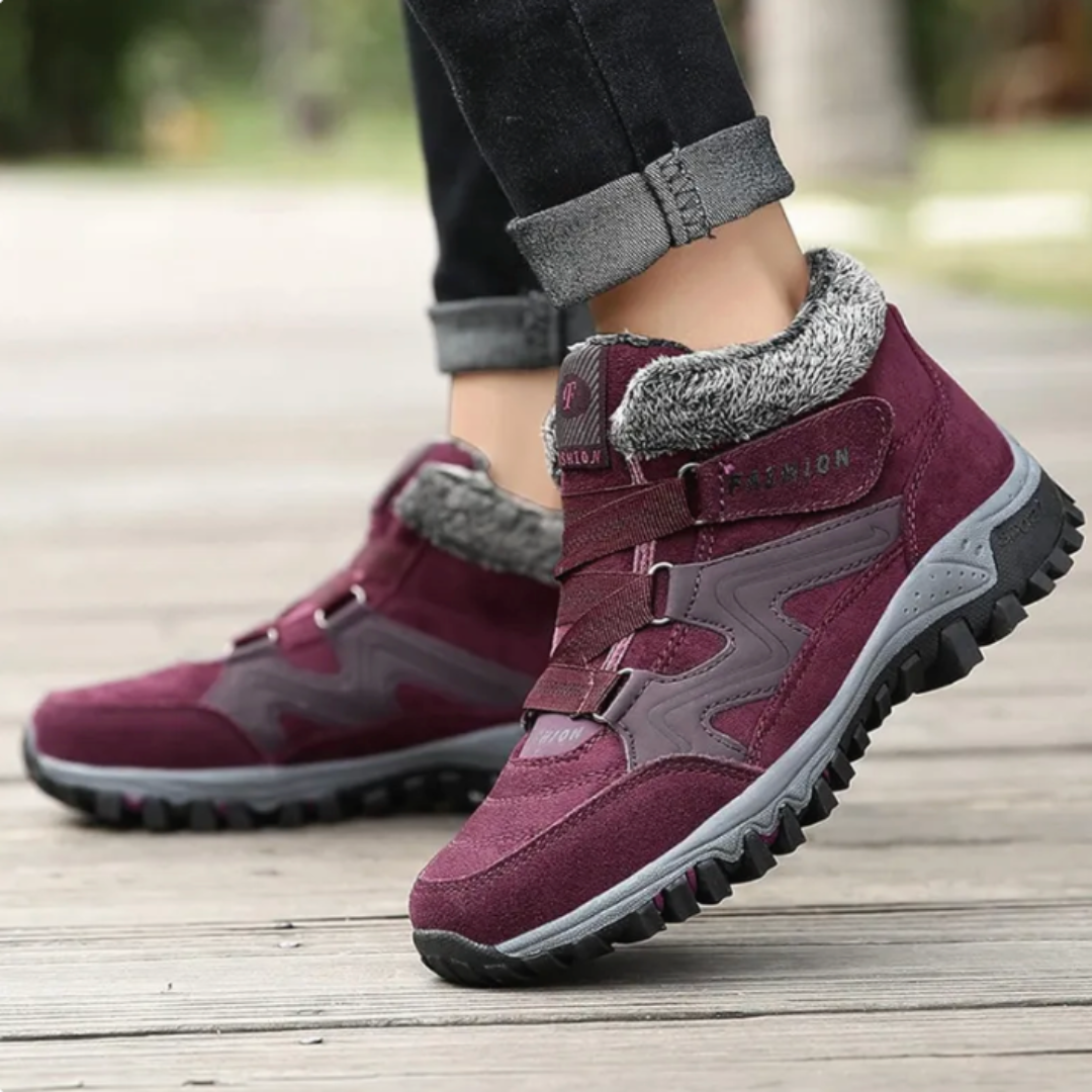 Stabilizing winter hiking shoes
