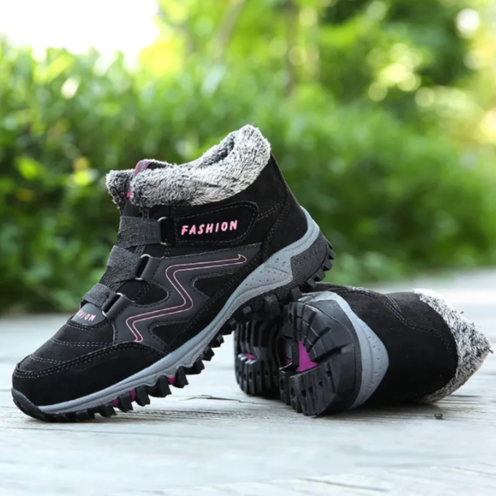 Stabilizing winter hiking shoes