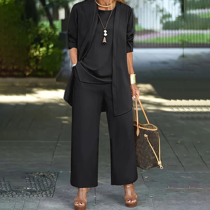 Caroline I Elegant women's 3-piece loose-fitting set