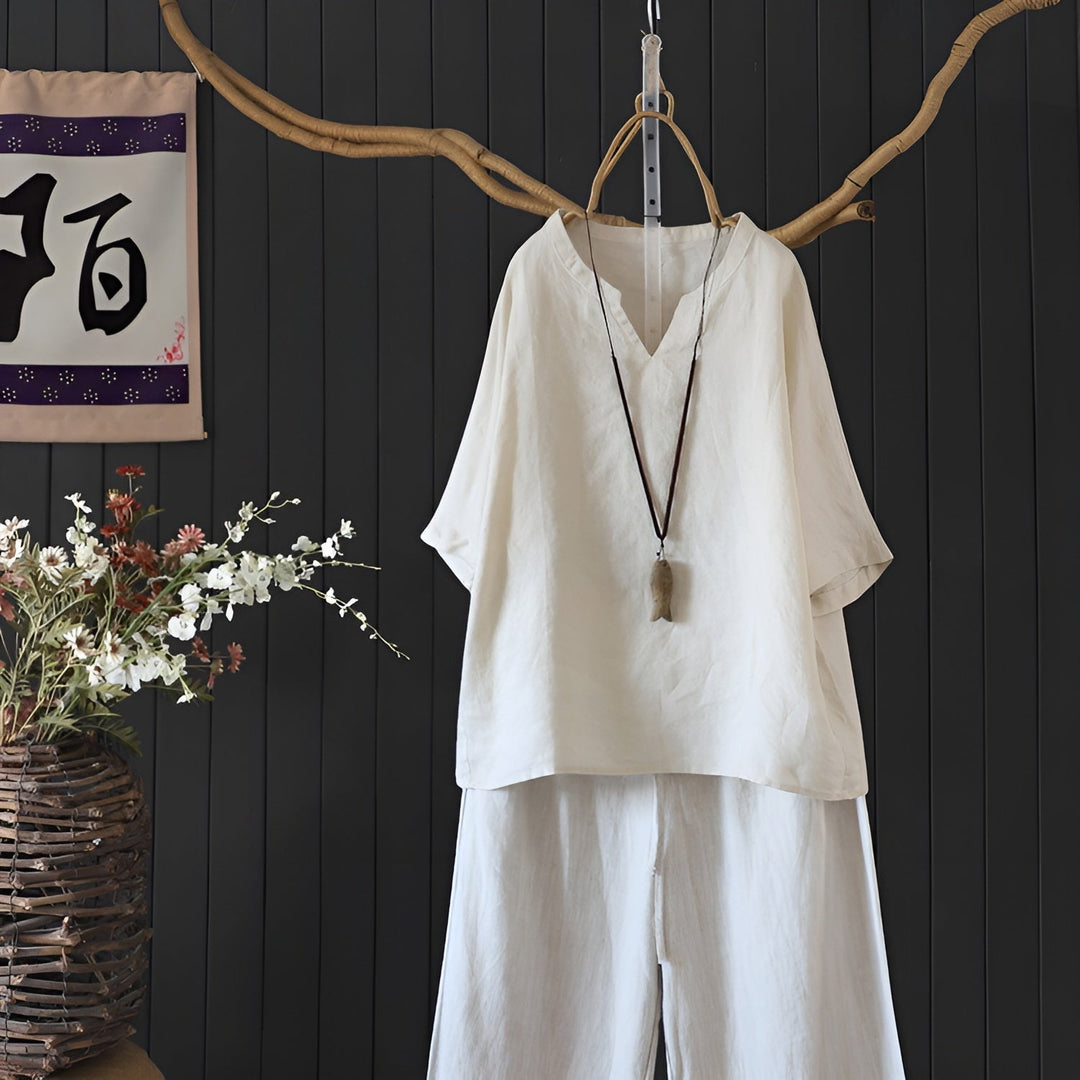 Signe | Lightweight linen top for absolute comfort