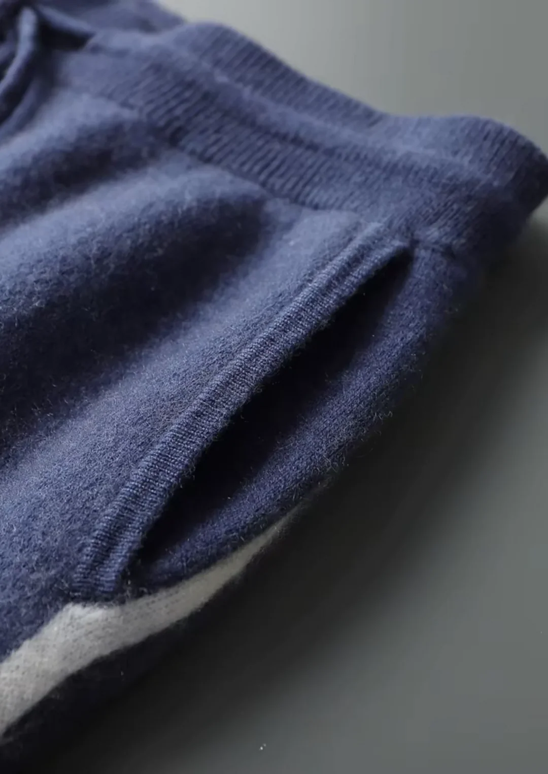 Luxury Cashmere Comfort Set