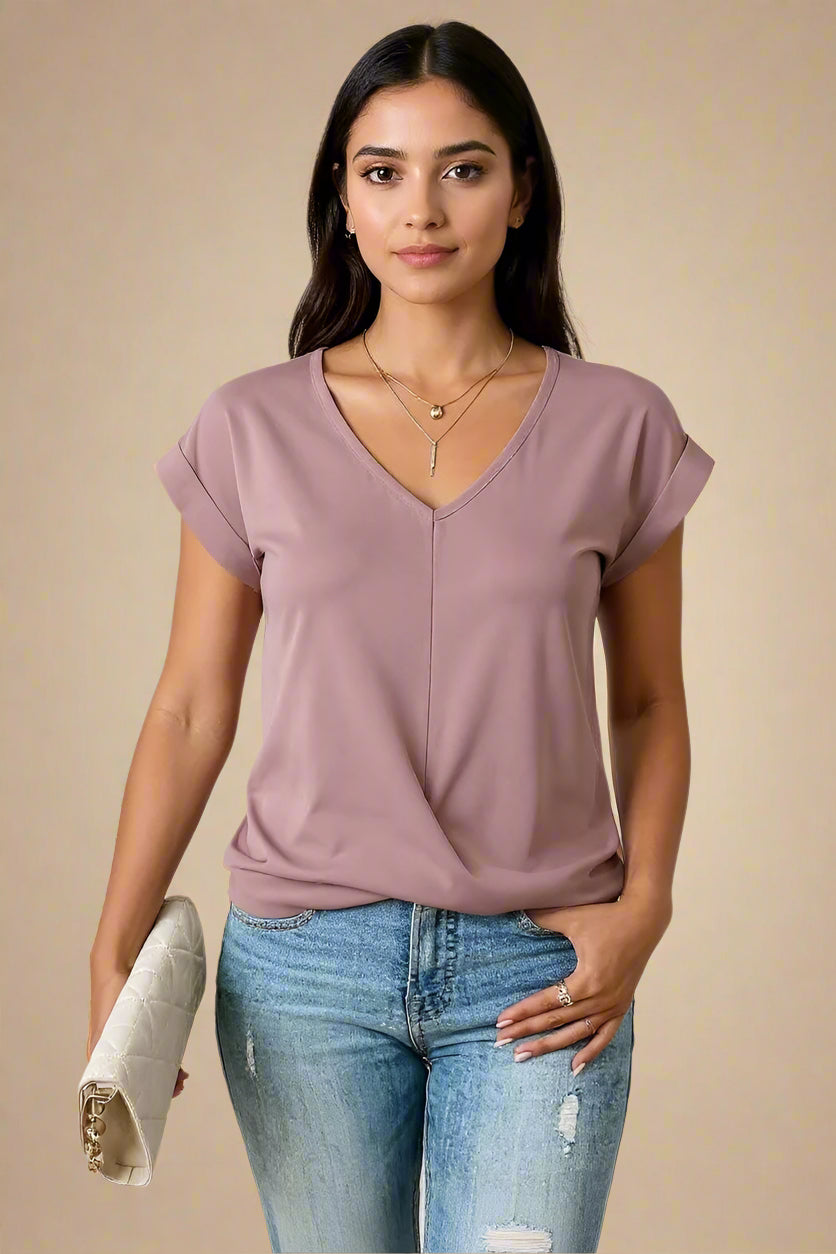Freja | Elegant blouse with details