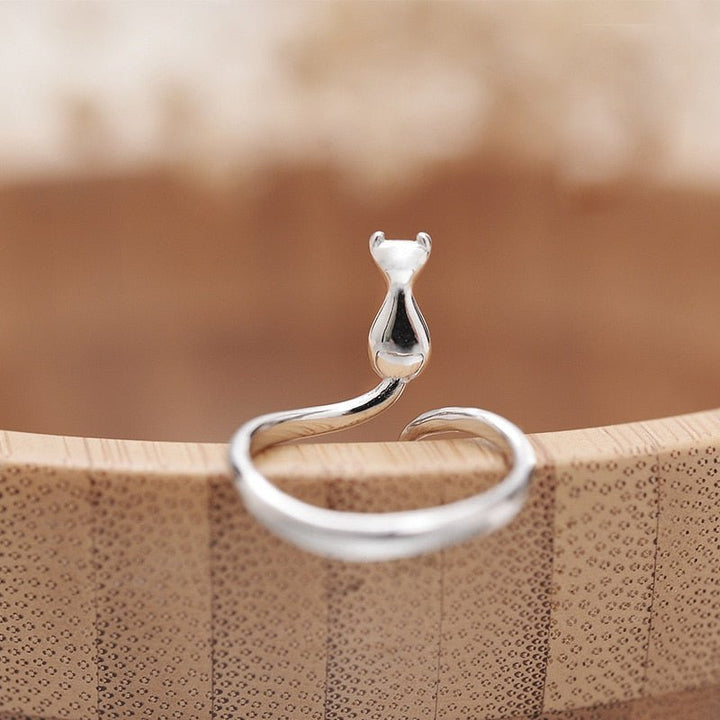Lovely ring with cat in stainless steel