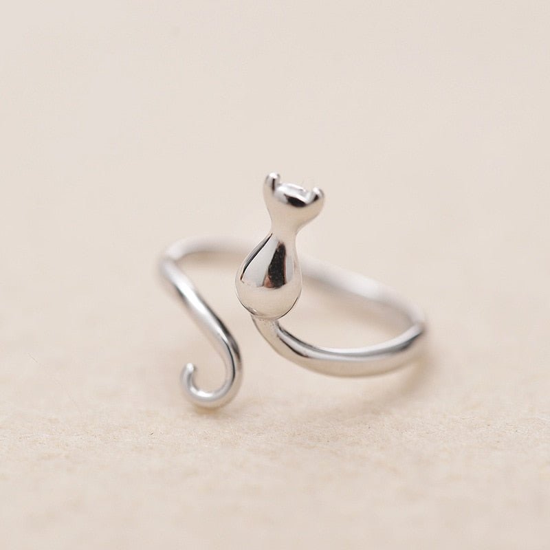 Lovely ring with cat in stainless steel